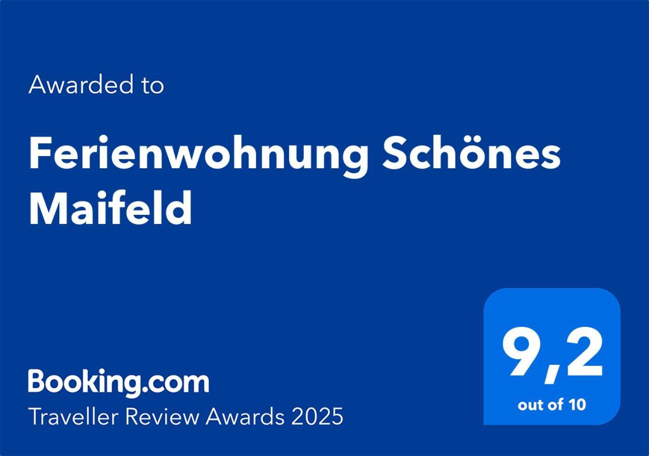 Schoenes Maifeld *